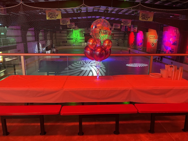 Party table decorated with balloons
